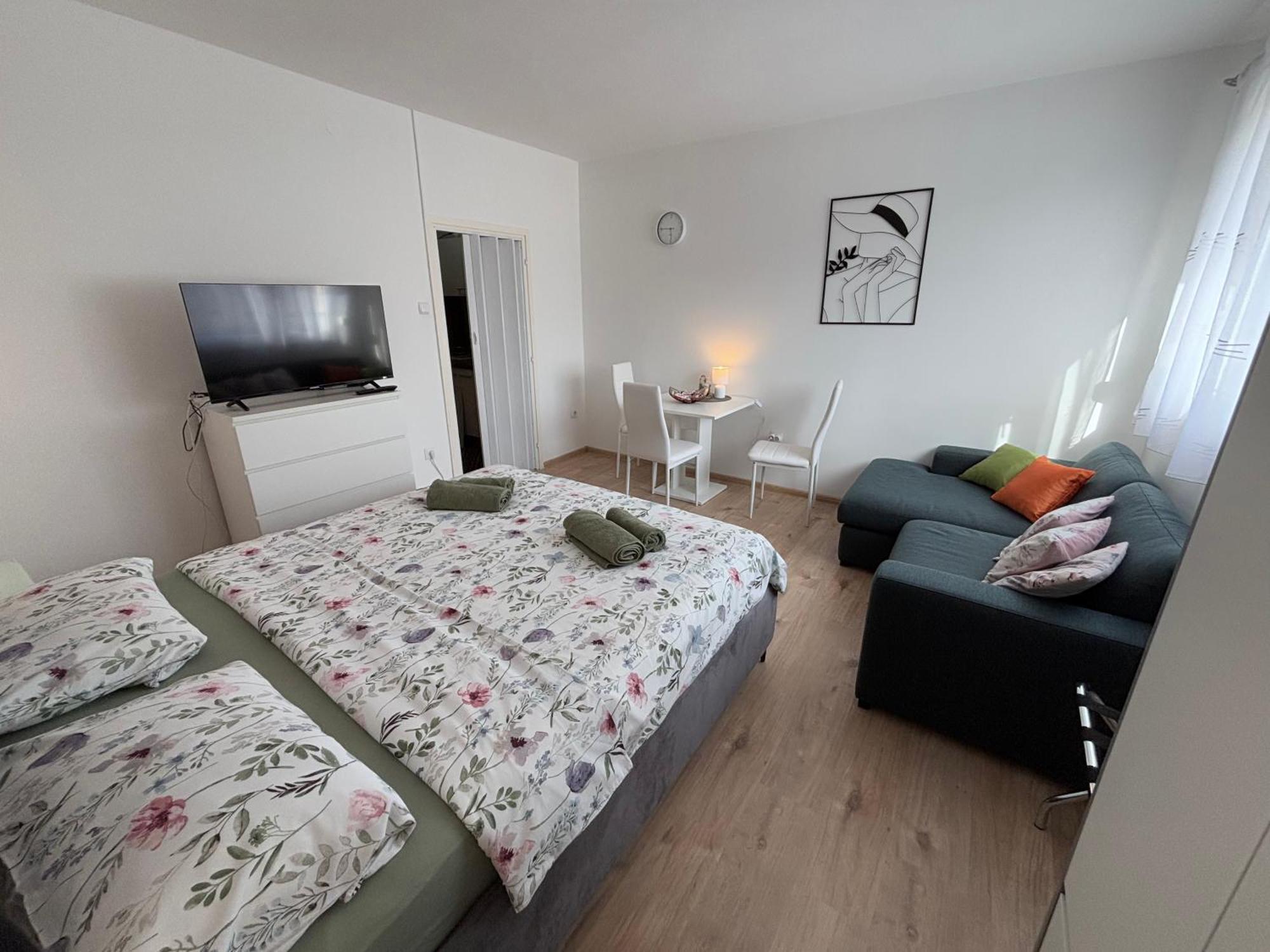 Apartament App Karla Pula Zewnętrze zdjęcie